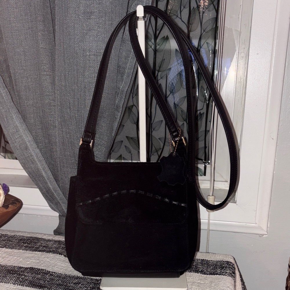 Elegant Black Q&A Crossbody Bag